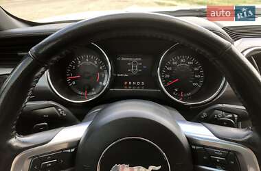 Купе Ford Mustang 2015 в 