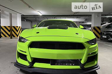 Купе Ford Mustang 2019 в Киеве