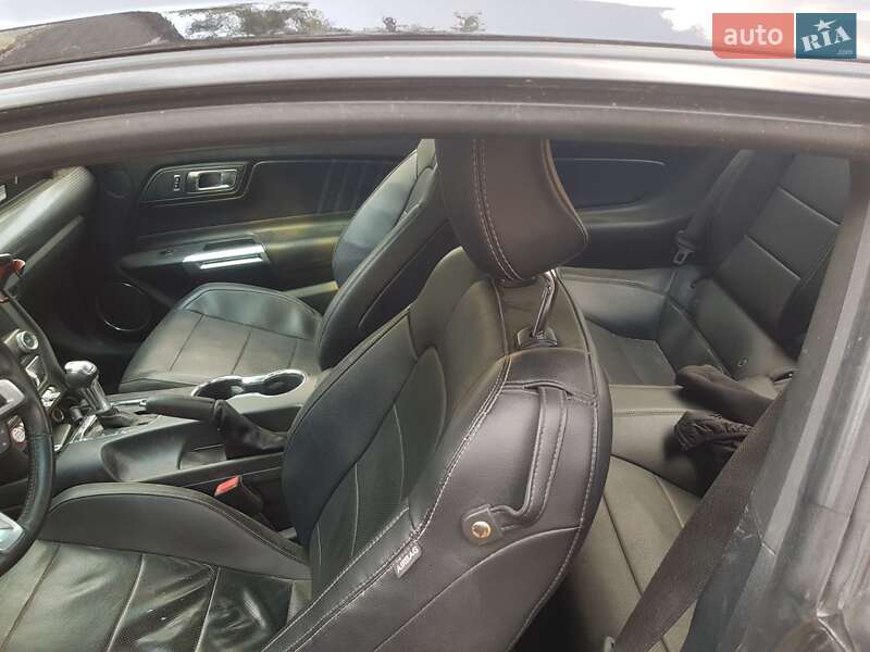Купе Ford Mustang 2015 в Одессе
