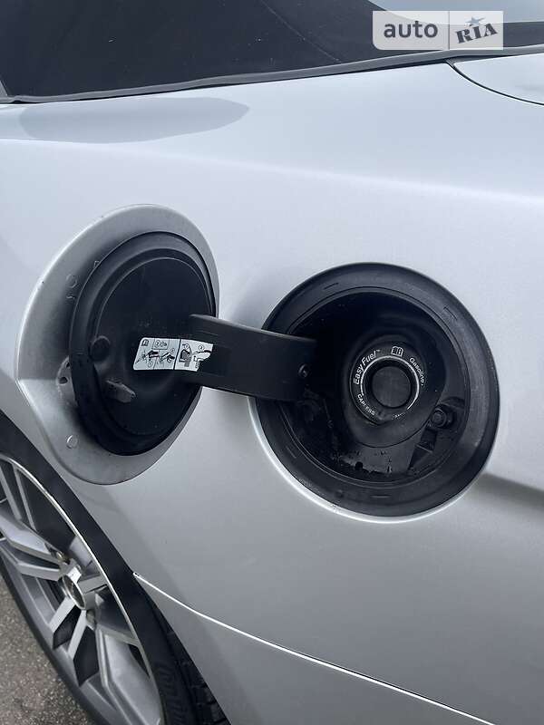 Кабриолет Ford Mustang 2016 в Киеве