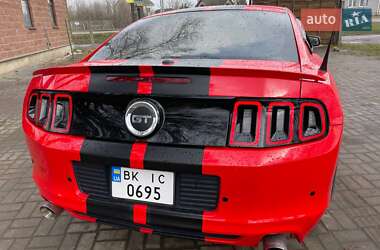 Купе Ford Mustang 2012 в 