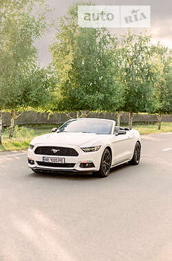 Кабриолет Ford Mustang 2016 в Днепре