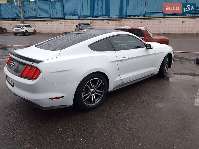 Купе Ford Mustang 2017 в Одессе