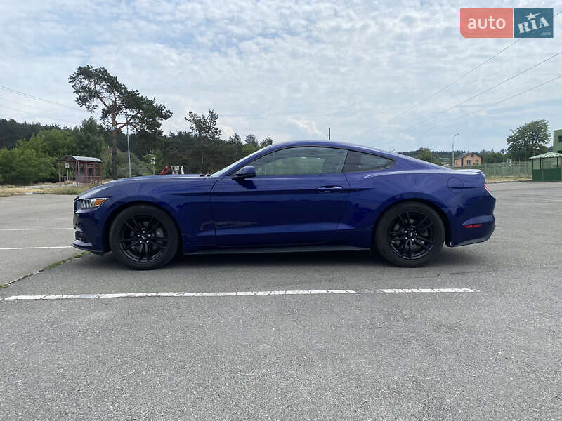 Купе Ford Mustang 2014 в Киеве