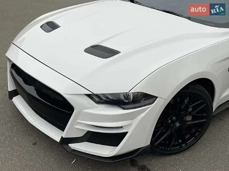 Купе Ford Mustang 2019 в Вінниці