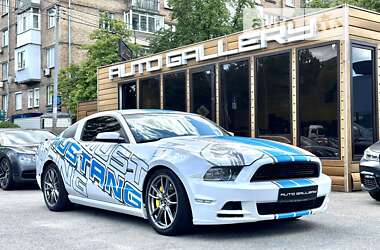 Купе Ford Mustang 2014 в Києві