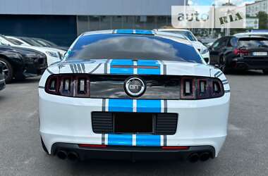 Купе Ford Mustang 2014 в Киеве