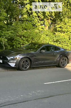 Ford Mustang 2020