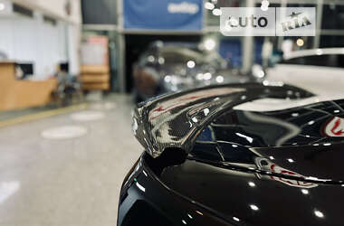 Купе Ford Mustang 2017 в 