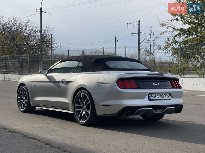 Кабриолет Ford Mustang 2016 в Одессе