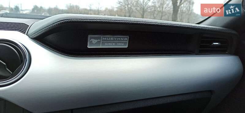 Купе Ford Mustang 2015 в Днепре