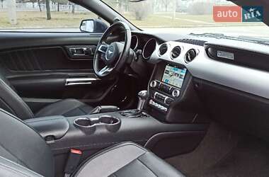 Купе Ford Mustang 2015 в Днепре
