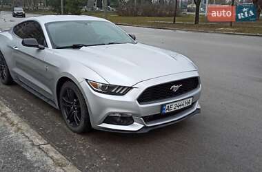 Купе Ford Mustang 2015 в Днепре