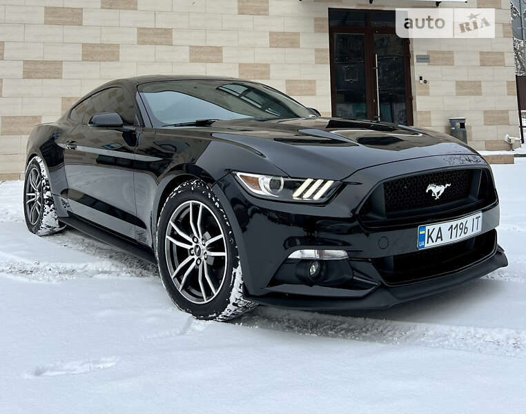 Купе Ford Mustang 2017 в Киеве