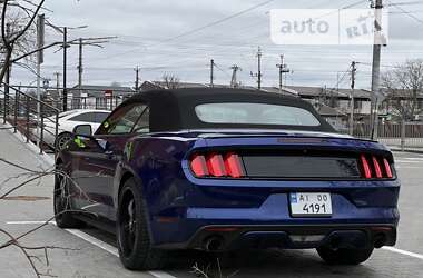 Кабриолет Ford Mustang 2015 в Киеве