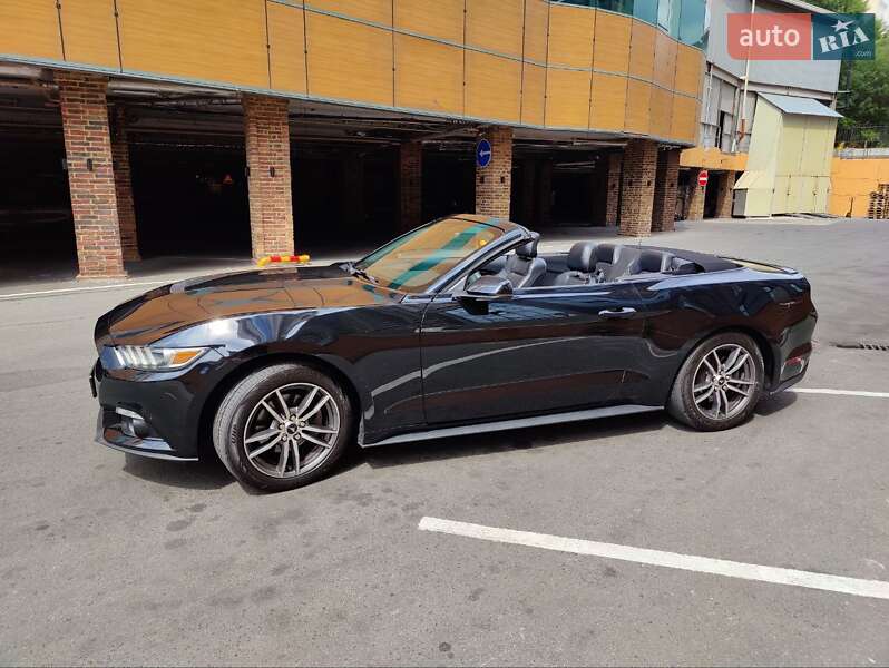 Кабриолет Ford Mustang 2016 в Одессе