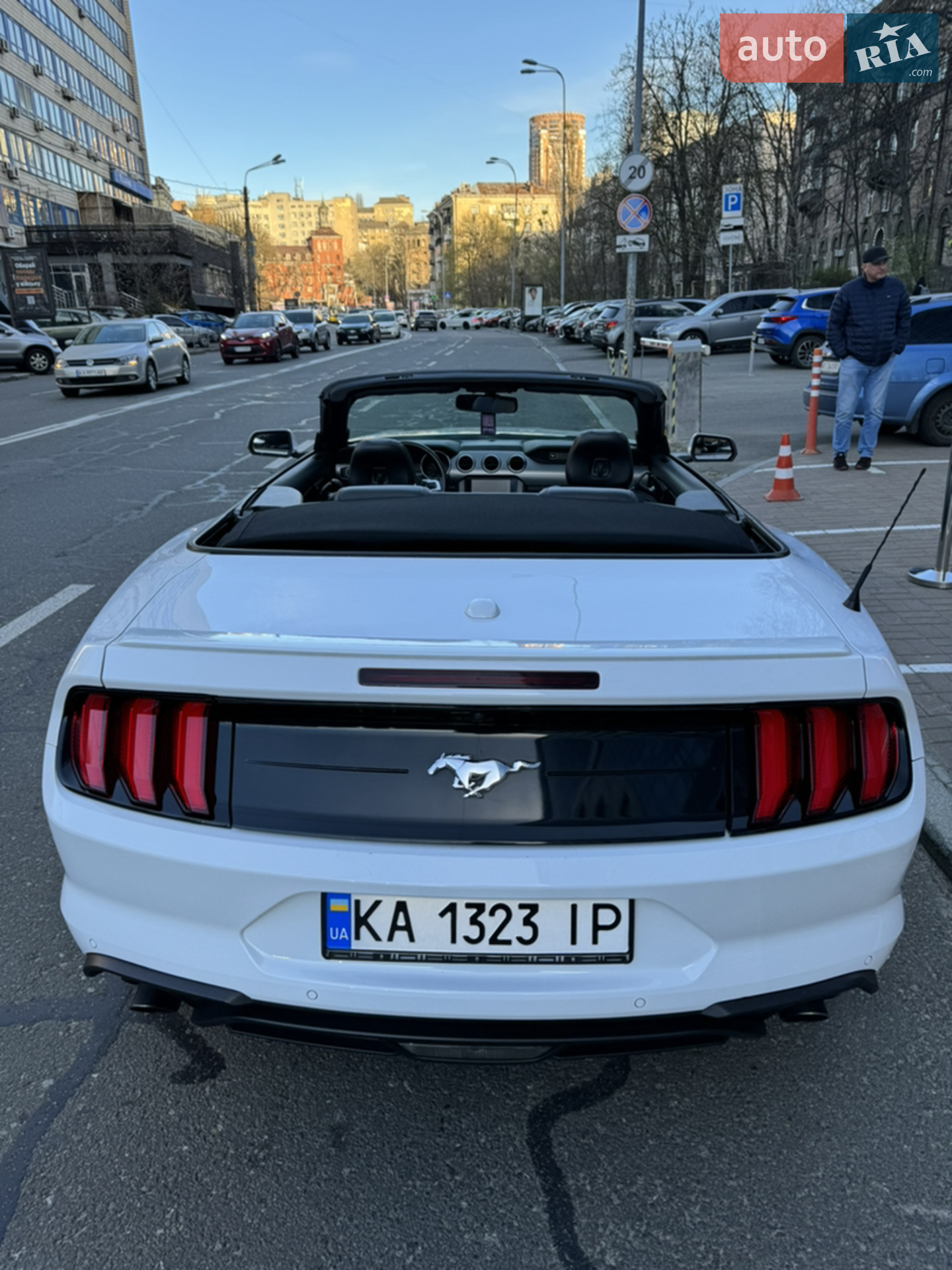 2020 Ford Mustang - мініатюра 2