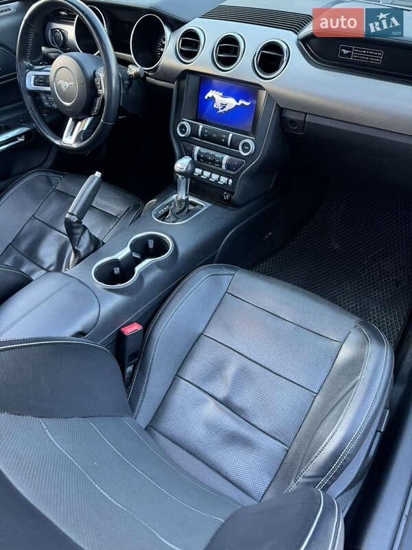 Кабріолет Ford Mustang 2020 в Києві