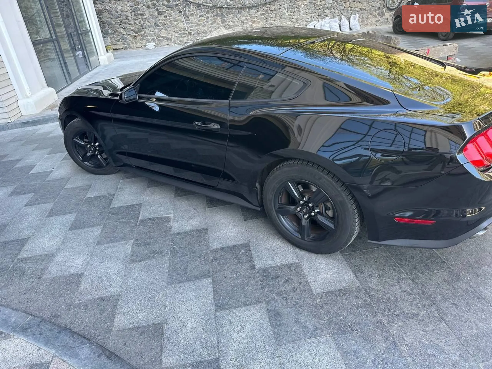 2018 Ford Mustang - мініатюра 3