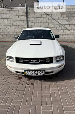 Купе Ford Mustang 2007 в Києві