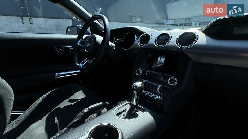 Купе Ford Mustang 2018 в Киеве