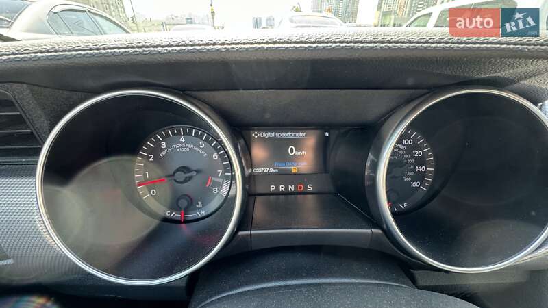 Купе Ford Mustang 2018 в Киеве