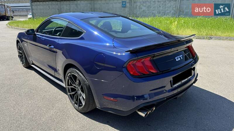 Купе Ford Mustang 2018 в Киеве