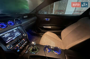 Купе Ford Mustang 2014 в 