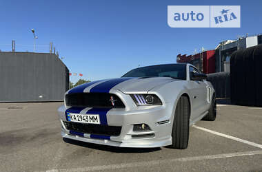 Купе Ford Mustang 2013 в Киеве
