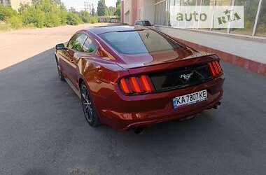 Купе Ford Mustang 2015 в Києві