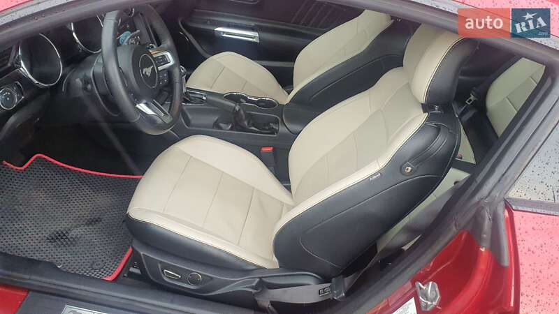 Купе Ford Mustang 2014 в Киеве