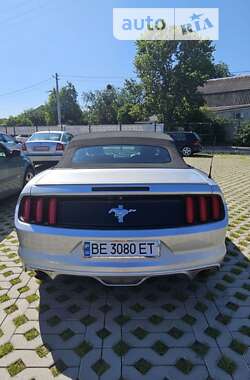 Кабриолет Ford Mustang 2015 в Корсуне-Шевченковском
