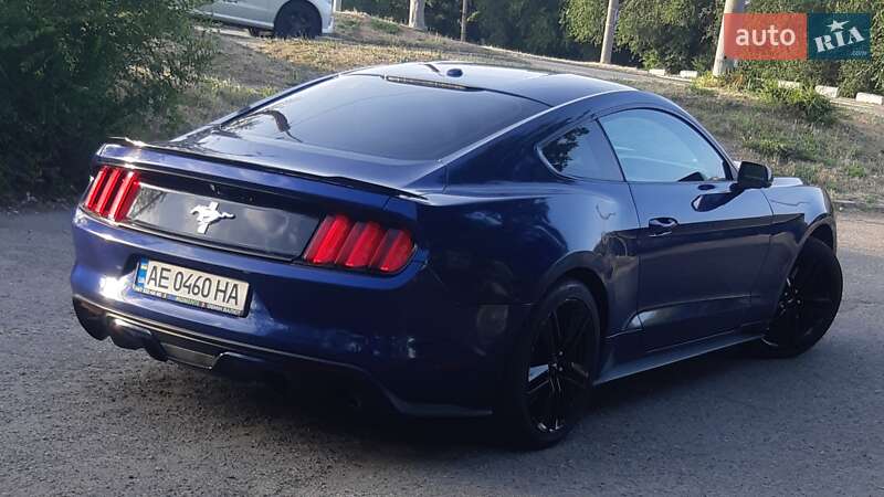 Купе Ford Mustang 2015 в Днепре