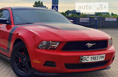 Купе Ford Mustang 2009 в Львове