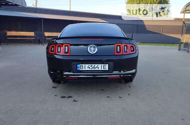 Купе Ford Mustang 2014 в Миргороде