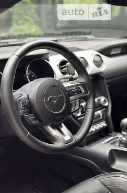 Купе Ford Mustang 2014 в Києві