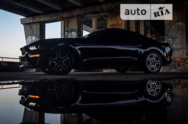 Купе Ford Mustang 2019 в 
