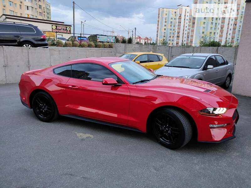 Купе Ford Mustang 2018 в Києві