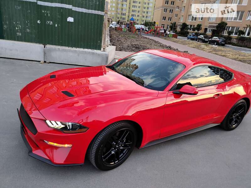 Купе Ford Mustang 2018 в Києві