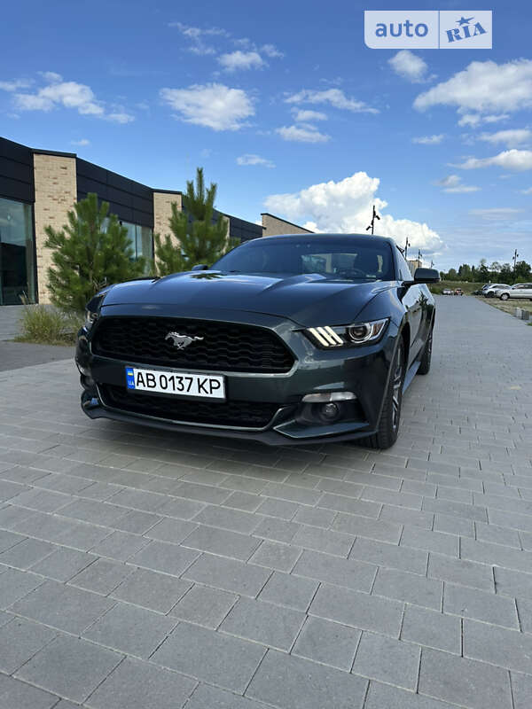 Купе Ford Mustang 2015 в Хмельницком