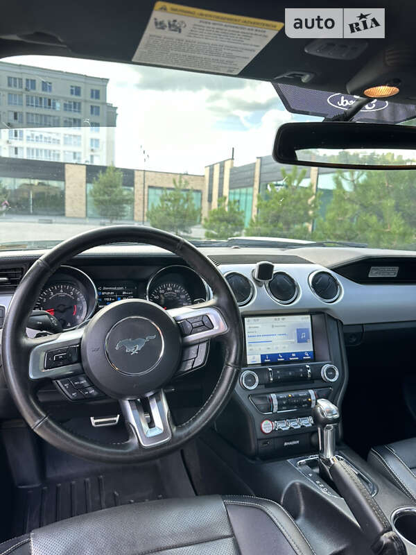 Купе Ford Mustang 2015 в Хмельницком
