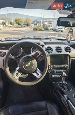 Купе Ford Mustang 2015 в 