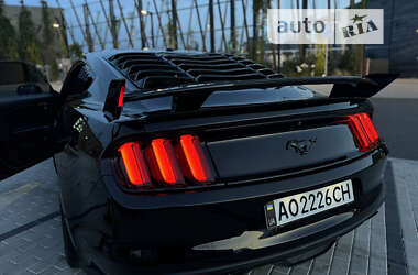 Купе Ford Mustang 2017 в Тячеве