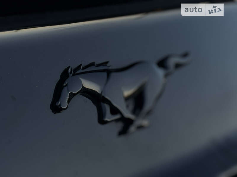 Купе Ford Mustang 2017 в Тячеві