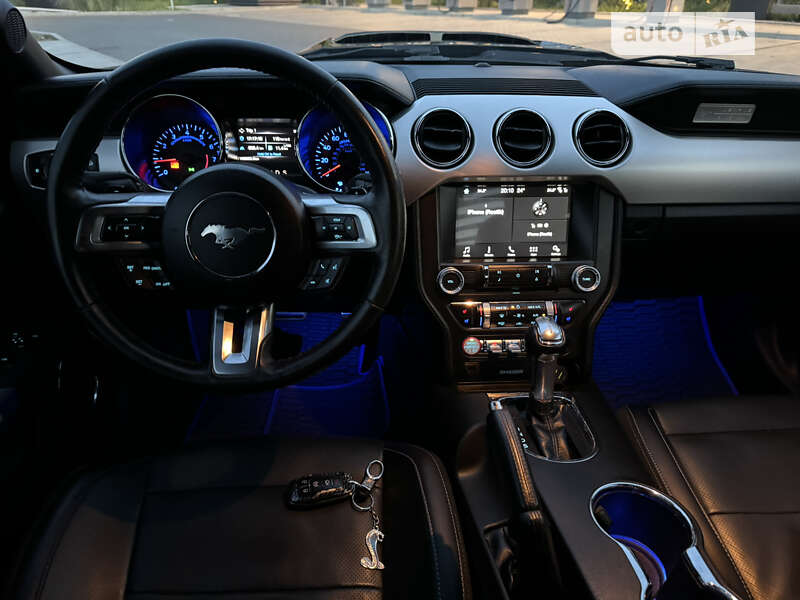 Купе Ford Mustang 2017 в Тячеві