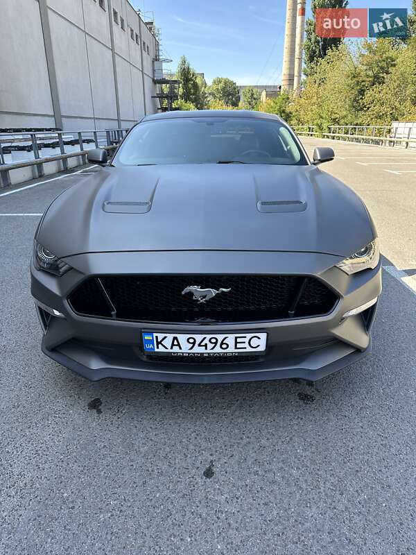 Купе Ford Mustang 2018 в Киеве