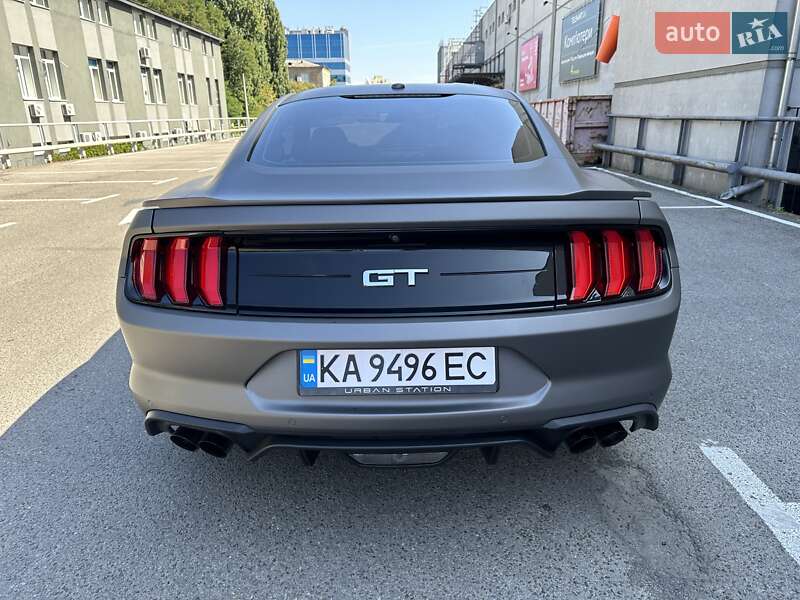 Купе Ford Mustang 2018 в Киеве