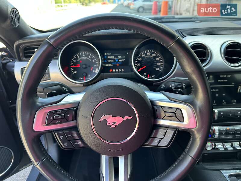 Купе Ford Mustang 2018 в Киеве
