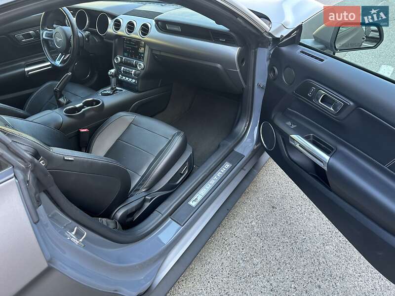 Купе Ford Mustang 2018 в Киеве