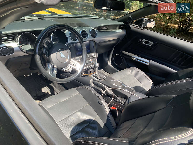 Кабриолет Ford Mustang 2019 в Одессе